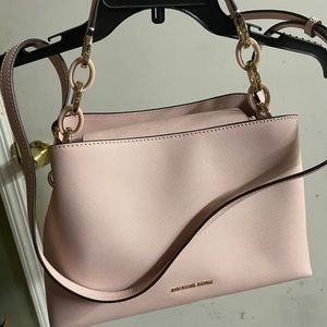 Michael kors bag n